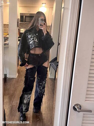 Kira Kosarin Nude Celebrities - Kosarin Celebrities Leaked Nude Videos