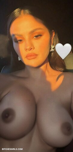 92603089922042168295090042440409301401 thumbnail