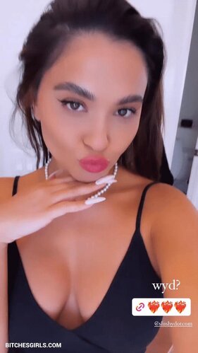 254359449599706178452944799134527206574 thumbnail