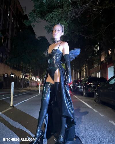 171304367405932400396356728371948233207 thumbnail