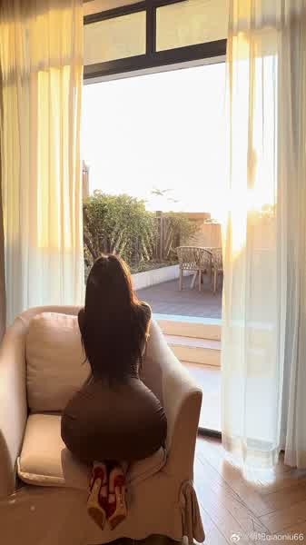 5c0648950a7caa9dd090ba6d09699d15a729c57eb0a0441417c5e85b6f56c707 thumbnail