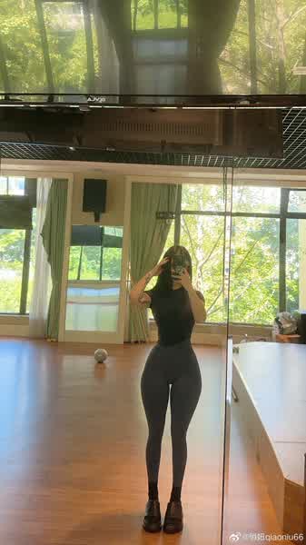 174108ef1f06e56bda6f873f9ab59d2707e7a3906cc8f8b9c9e3f6d26dfff847 thumbnail