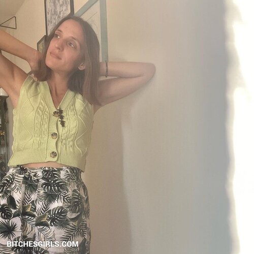 41067410536353393177273964781965854423 thumbnail