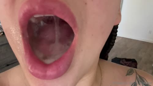 7cc23065754be97e122594d2070bf3ad0dcf20bd1a7d8844e747046b59931561 thumbnail