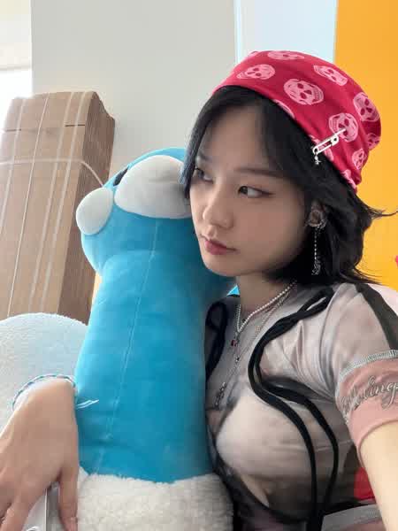 2251083eabb425e5cc911770a15d22dee468881f097a7498a3334c54bbc588ae thumbnail