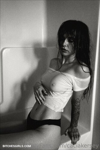 305478988836435339351563772468018866202 thumbnail