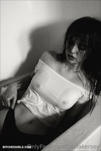 337835740542168338498189027353826450879 thumbnail