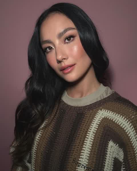 9dd4b486855248cb2709e768d2a0d4e8c3ad114bcf34169c0c7159d2c272e43b thumbnail