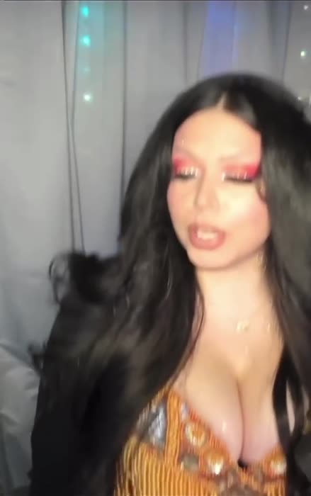 14c9858d00ba73ec500f2ebe7a2bc2c4440dbb8ebd76b8ba42b7f866c6711e5e thumbnail