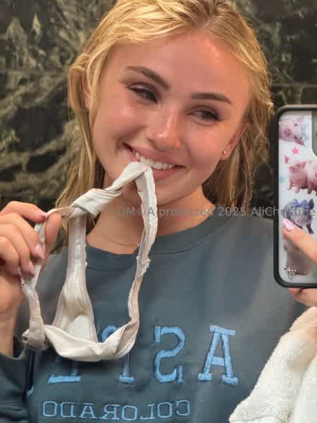 ac0b61fd5ca7764f9e078b412b477cef7f50c1e9d55f65f31c2b18fbac837287 thumbnail