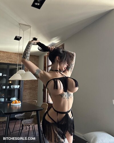 296406478974903753589564248389981391297 thumbnail