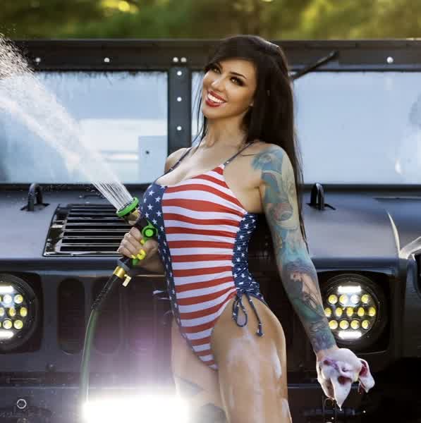 c63e02ad42f4cd7d8f59708ef32b18ab4ba2c3ecd0e2826e49c11d9a6c72e982 thumbnail