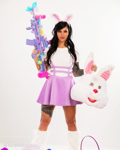 86741748828470359977655047125408555082 thumbnail