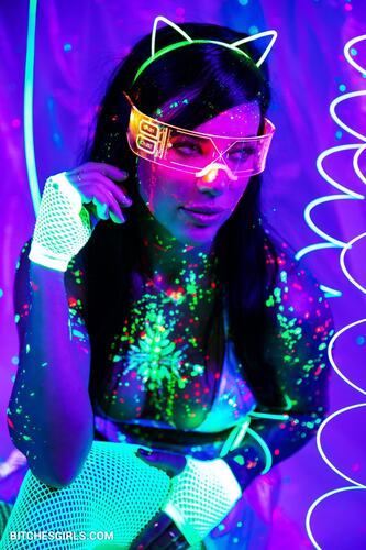 110085410652867012533795007963258413344 thumbnail