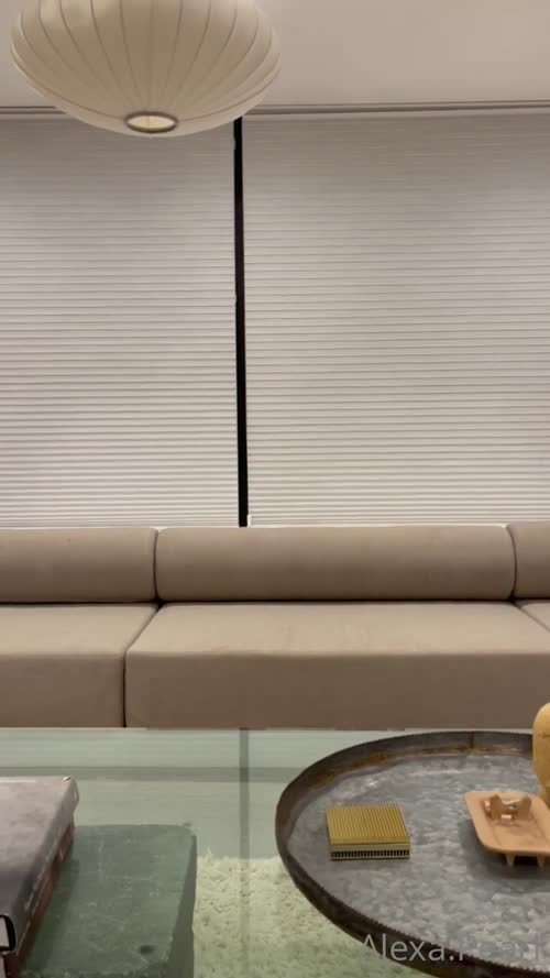 50916776413124885681971880058169595773 thumbnail