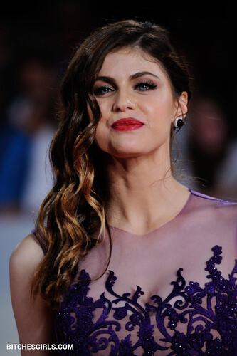 43458513929302563154798150840381925228 thumbnail