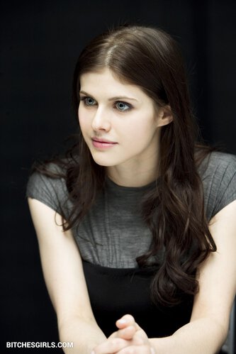 48679217055306821024012326549340536131 thumbnail