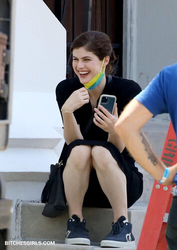 92235774822936858575713342270161924198 thumbnail