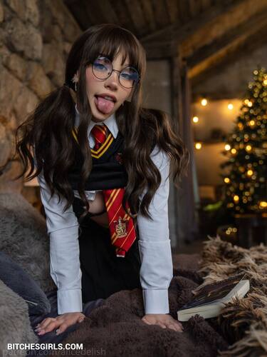 204389297802992852447503553074464245309 thumbnail