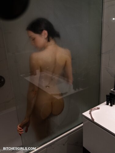 223573576932342750558344090922265874290 thumbnail