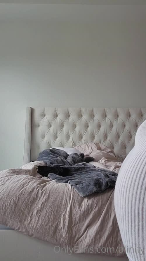 212094258183796663568547205591036256601 thumbnail