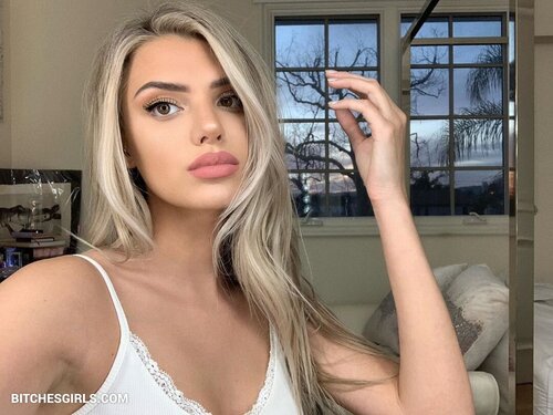 266429138212590316294860416221696248384 thumbnail