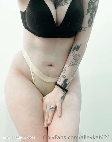 318772453467301371179598034645968275024 thumbnail