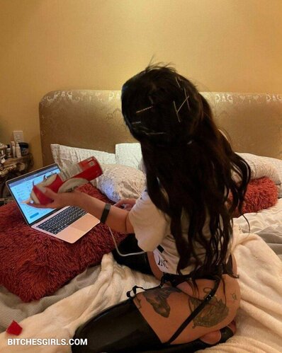 194092498702197685366224258875542480945 thumbnail