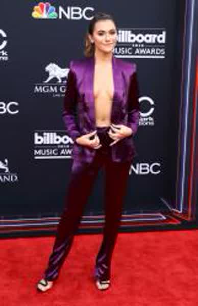 0a56f7488a210c961901f4704621f6f3be35d45225219adc5e0f6eae0ceb2e5e thumbnail