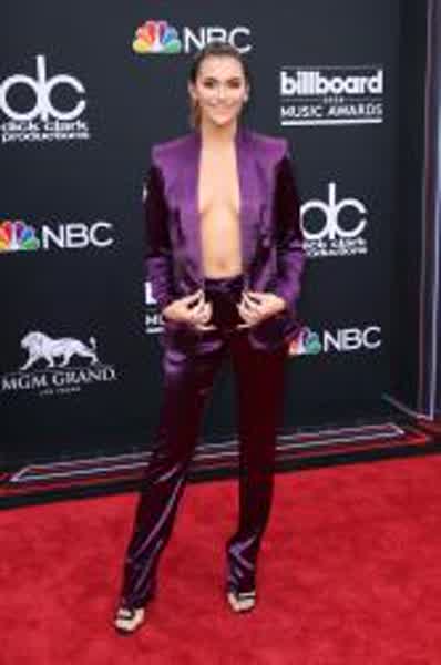 12b89eefda2143f53fb2c3616dfb58a03522094d3bc38912c92d25ba0b2e5a90 thumbnail