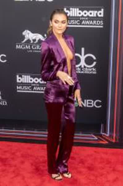 17cf083de669b23ab47a3beb1e920a273b918e82c6ff217a151270c960aed5d9 thumbnail