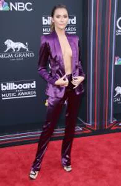 4034d7e9d1a360164de8a477b814f72ff45b23a825d98d996e9afc2a0e64e9a6 thumbnail