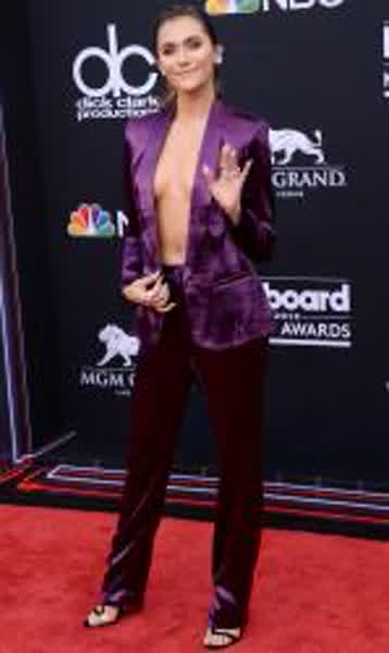 44dc947d8e3bea9739db8d7d43b0bf8d3b5047394a0662ce58bf8b939a21e35d thumbnail