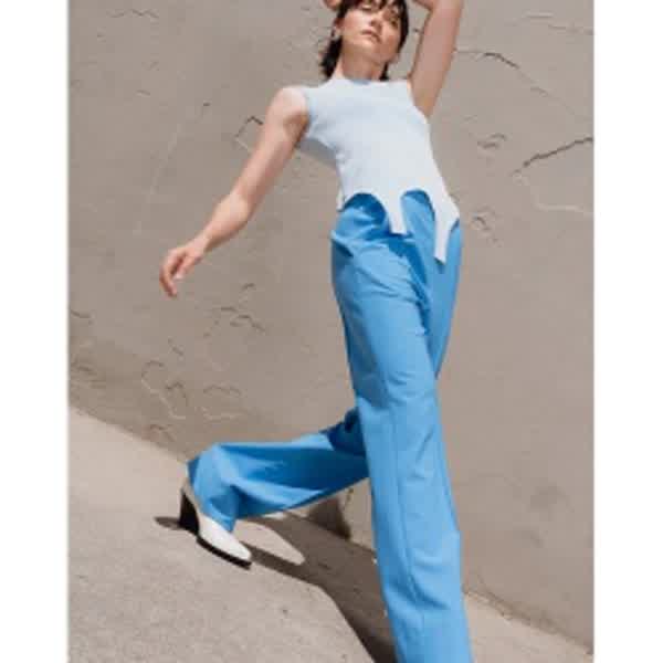 52e0bf151cf1172cc73d79255a7b9677291bb70fa943e9c8a55c5e6186b7d554 thumbnail