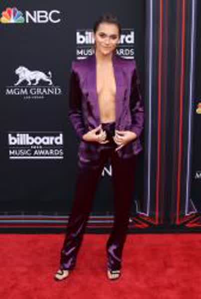 80b1fa4ef2fccd0519a7d3f35a538bf817ea70720180d3908c1b4089b1a3aa1b thumbnail