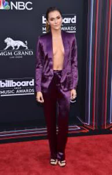 b248be7859fc14df22314e6defc598ed57cbf8a22ef021981f23200272d5c373 thumbnail