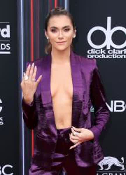 b81ce7a8fd4456cf4d9520ab7be46f56e608dfa07e178c90cbf8893afda7deb5 thumbnail