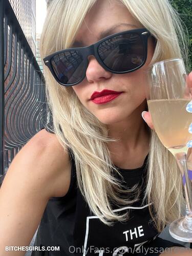 161009187170863012700827612988441728464 thumbnail