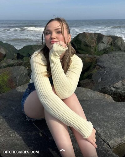 244927152603668470541498079798317855196 thumbnail