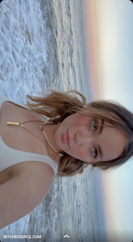 237088320836291314318282411551585012585 thumbnail