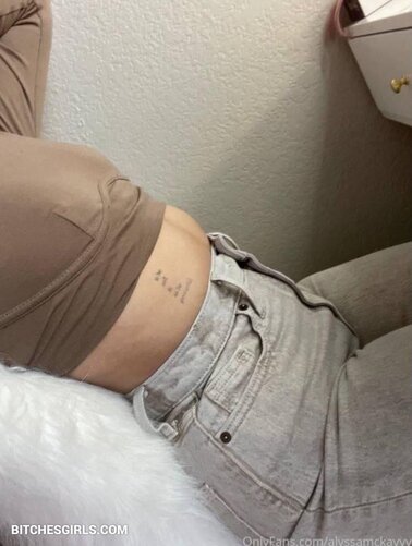 277785046206912472298238647772576528770 thumbnail