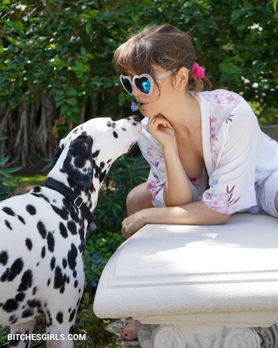 209772194295900541280352269513937959182 thumbnail