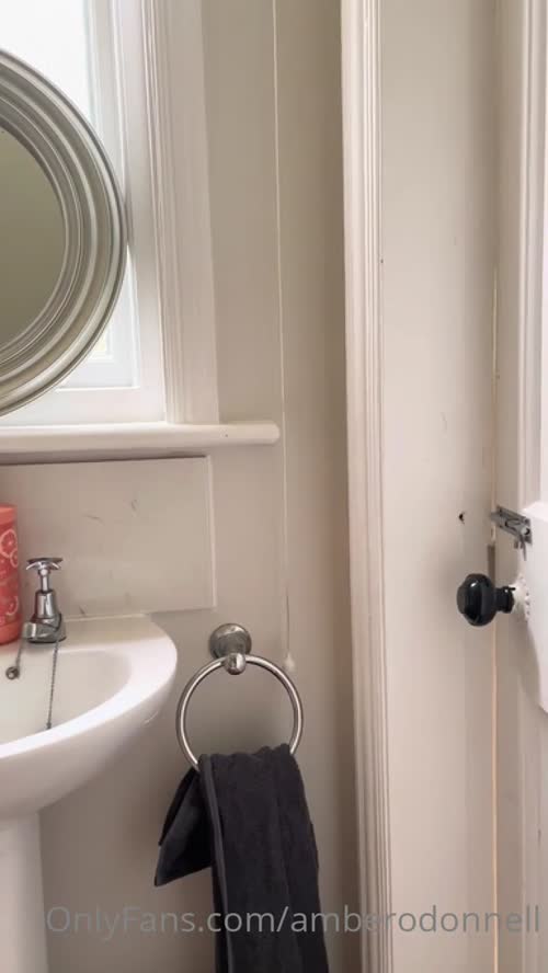 bcd10329ae4b049c4d2cfbfe4dfe9be90d5a9885803b61d585830fc06b16f0aa thumbnail