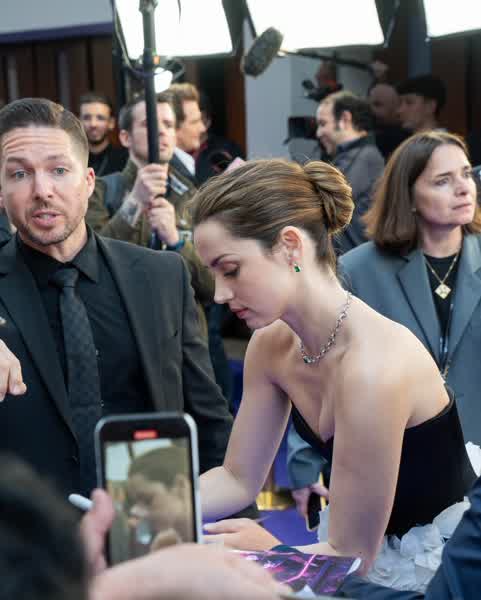 c47fa14eed2bc02af8fc7edd31d8167ecb772c0e32c17d8396be6f3fd4a3b920 thumbnail