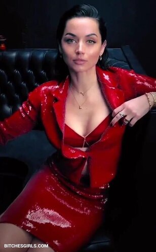 26461688159056886723158373871067820540 thumbnail