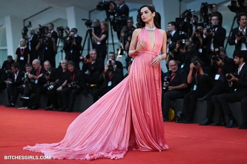 89626234576524224528765752405744689039 thumbnail