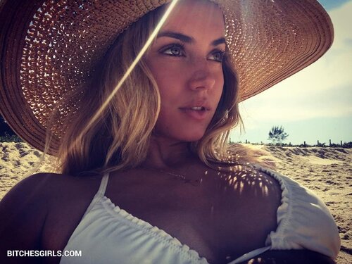 60847642748119163962133447368214083827 thumbnail