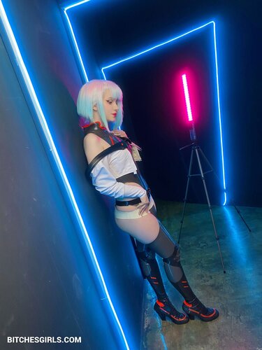 313812239008466513827708552565795568945 thumbnail