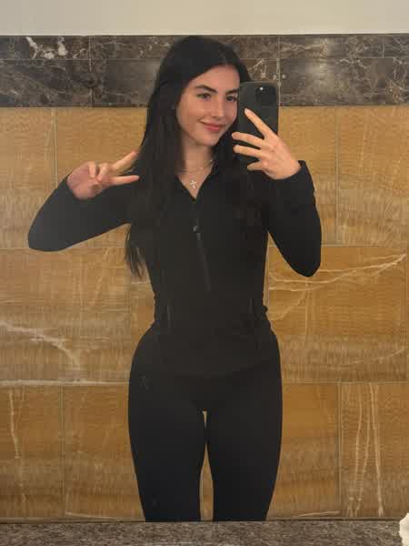 31852da1b6e039afd12fa7806e9c927e0f049e7ad919216539bf2823bee9dd69 thumbnail