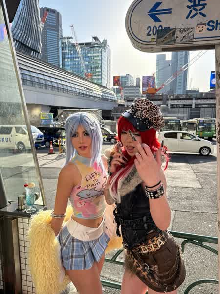 cf69d9300878c0d3d576f74808f9981107ab0017739067839bf759cd1a8167ef thumbnail